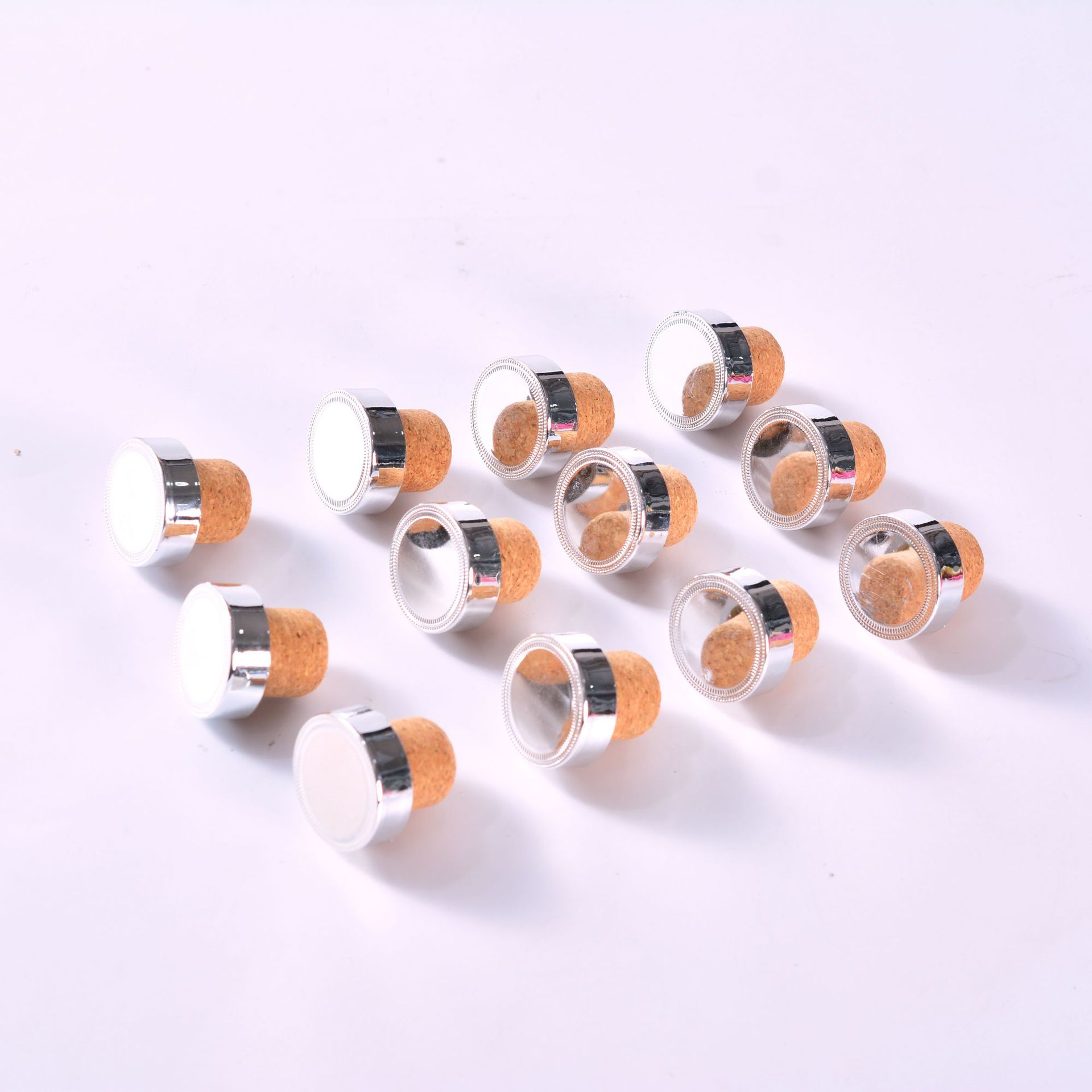 厂家批发T型软木塞喷漆高分子红酒 白酒创意洋酒瓶木塞子可印logo