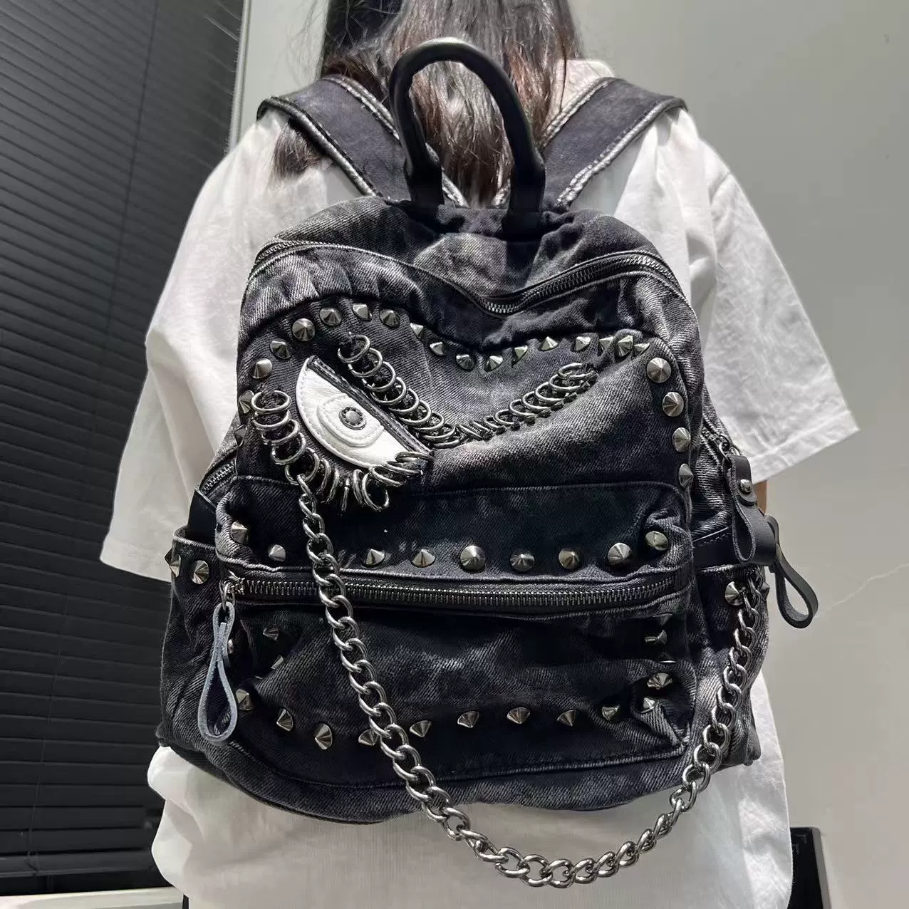 Backpack, retro chain punk shoulder bag, capacious one-shoulder style, 44×22×7 cm