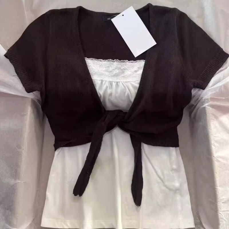 Lace-Trimmed White Tube Top for Female Students, New Summer Versatile Base Layer Top, Can Be Worn Inside or Outside, Trendy on Instagram Lace-Trimmed White Tube Top for Female Students, New Summer Versatile Base Layer Top, Can Be Worn Inside or Outside, Trendy on Instagram