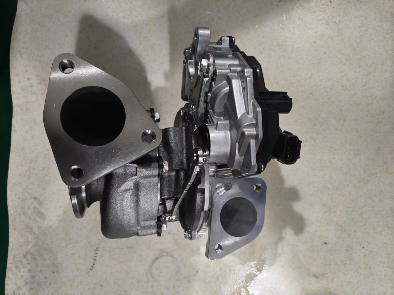 Ct16V 17201-11080 Turbocharger Is Suitable for Car Engine Superchargers, Efficient and Silent
