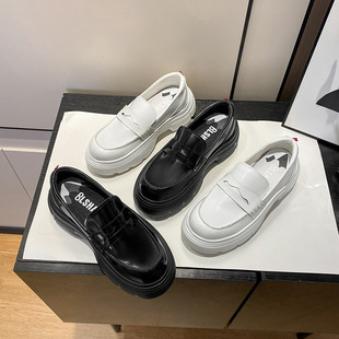 ���ͬ��͹�СƤЬŮ2024�����¿���Ƥ�ɸ��ט���Ьһ�_�ņ�Ь