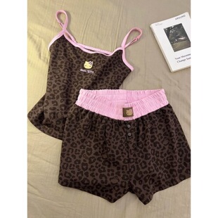 �nϵ�ɐ�������ͨ���ykitty؈������ѝ�ļ��¿�Ůʿ�Ҿ����b�⴩