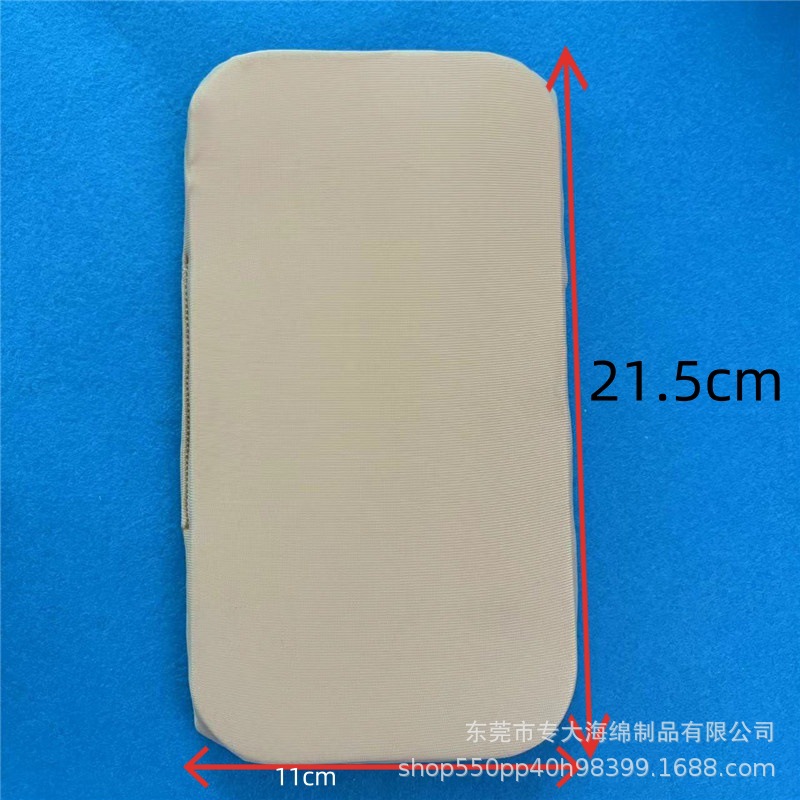 작은 태블릿, 검은색 피부색, 지지 스펀지