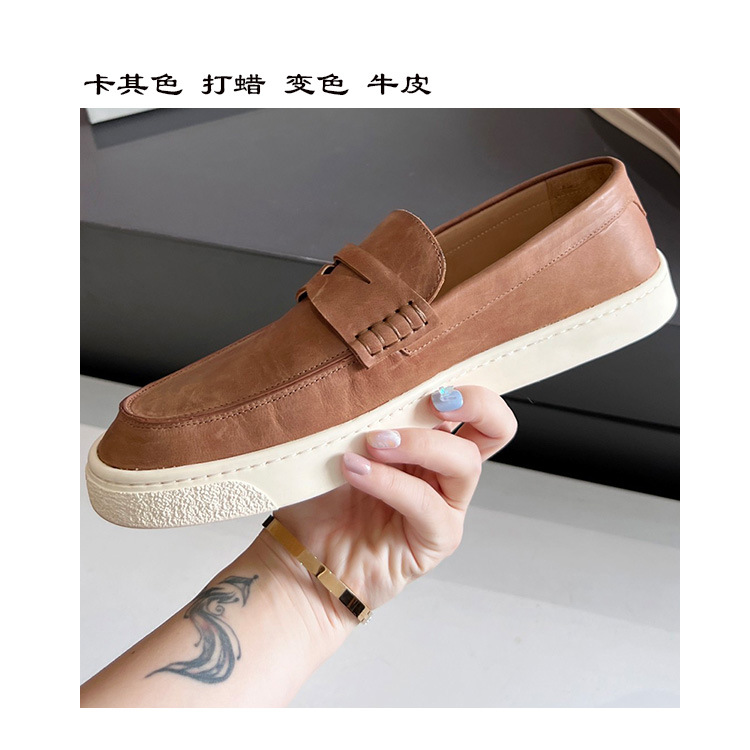 카키색 왁스 소가죽