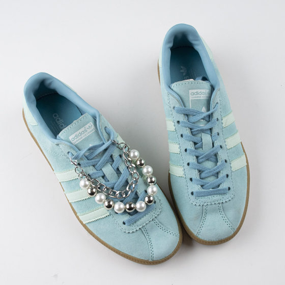 South Korea Same Style Casual Shoes sneaker Fashion Bow Pearl Chain All-match Popular White Shoes Accessories