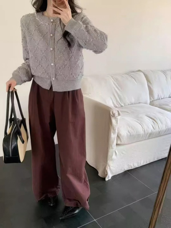 实拍小清新软糯毛衣外套秋冬女穿搭2025新款短款针织开衫上衣|undefined