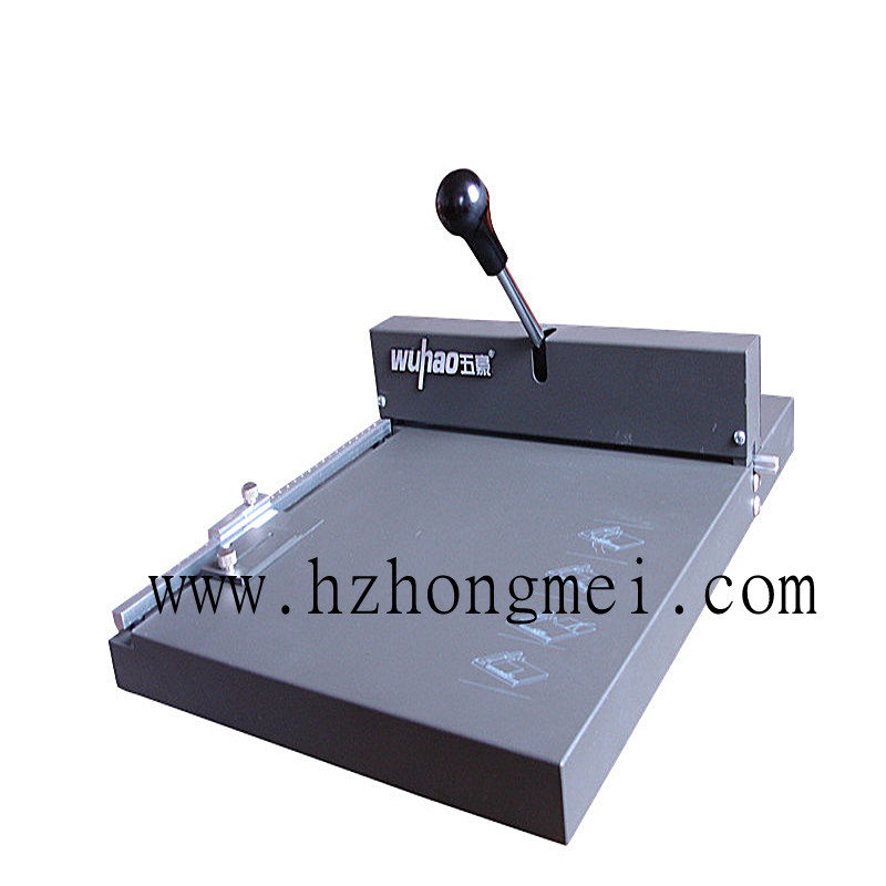 1Z54R1DU3D}J~)CC{RMKO2E_副本