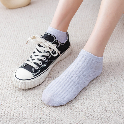 Zhuji socks wholesale Japanese and Korean ins trendy socks for women spring and summer new style shallow low cut short boat invisible socks breathable men
