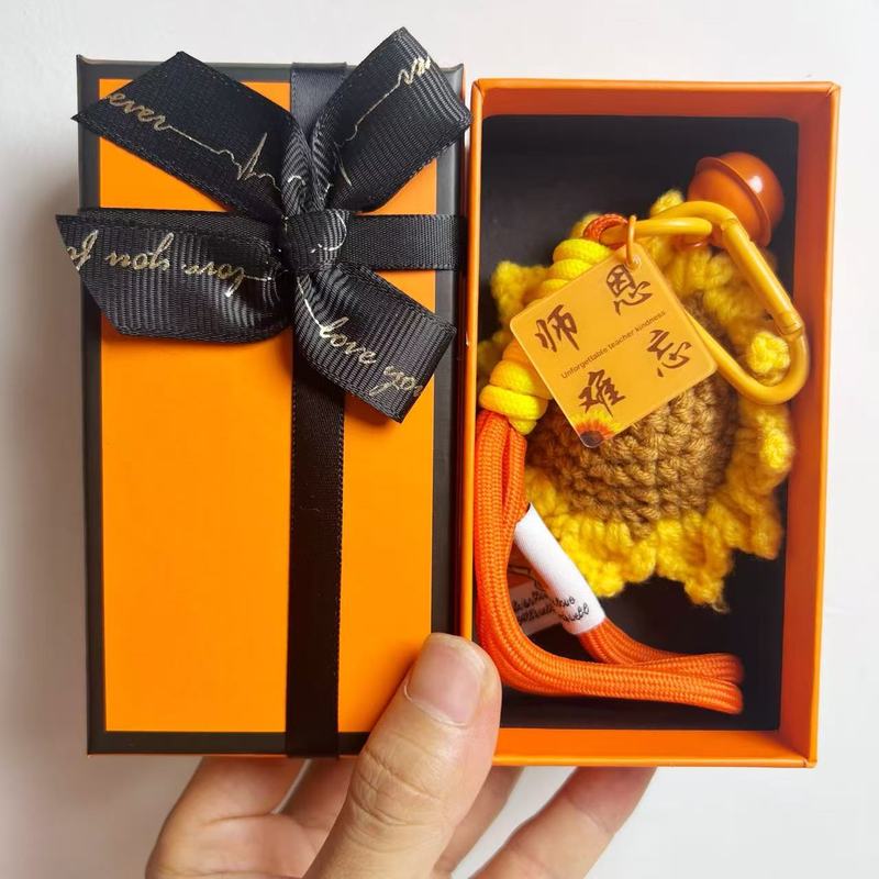 教师节礼物感谢师恩向日葵钥匙扣包包挂饰实用女老师钩织礼品挂件|undefined