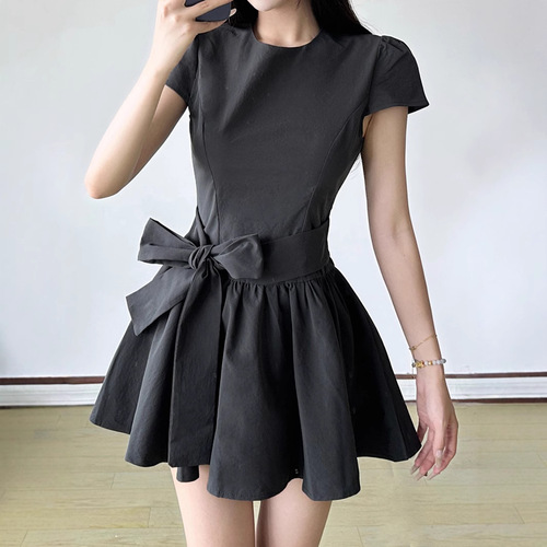 Elegant waist-cinched strapless slimming dress, French daily casual A-line maxi skirt, INS short dress for women