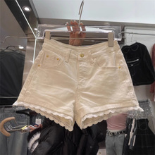 甜美辣妹蕾丝拼接白色牛仔短裤女2025年夏季新款时髦潮流阔腿热裤