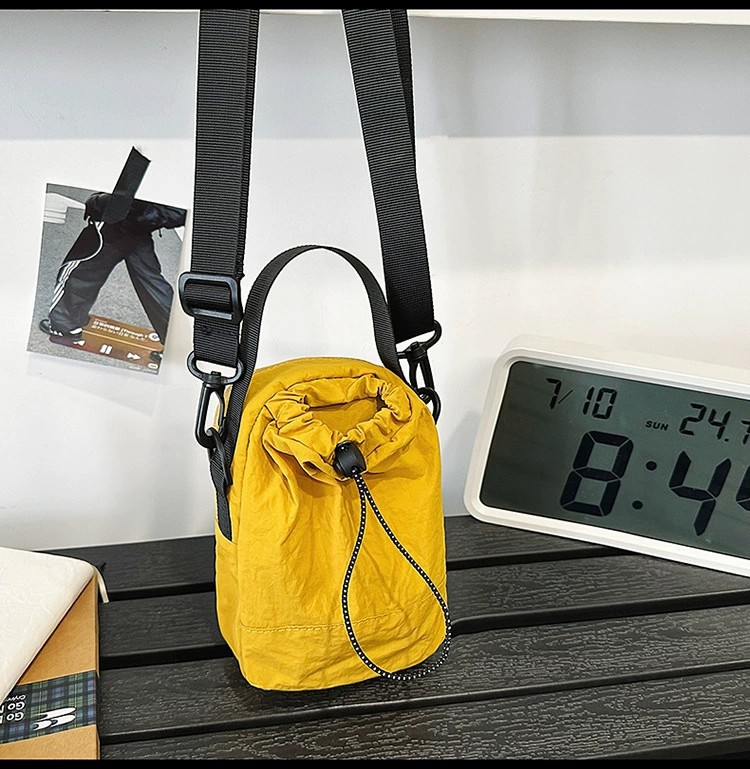 Transfronterizos al aire libre caminata ligera bolsa portátil bolso de cintura de campamento bolso de botella de hombro para escalar montaña