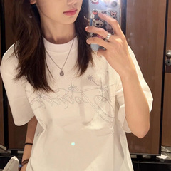 YLJZZ 简约银色图案短袖T恤女美式设计感宽松显瘦百搭上衣ins