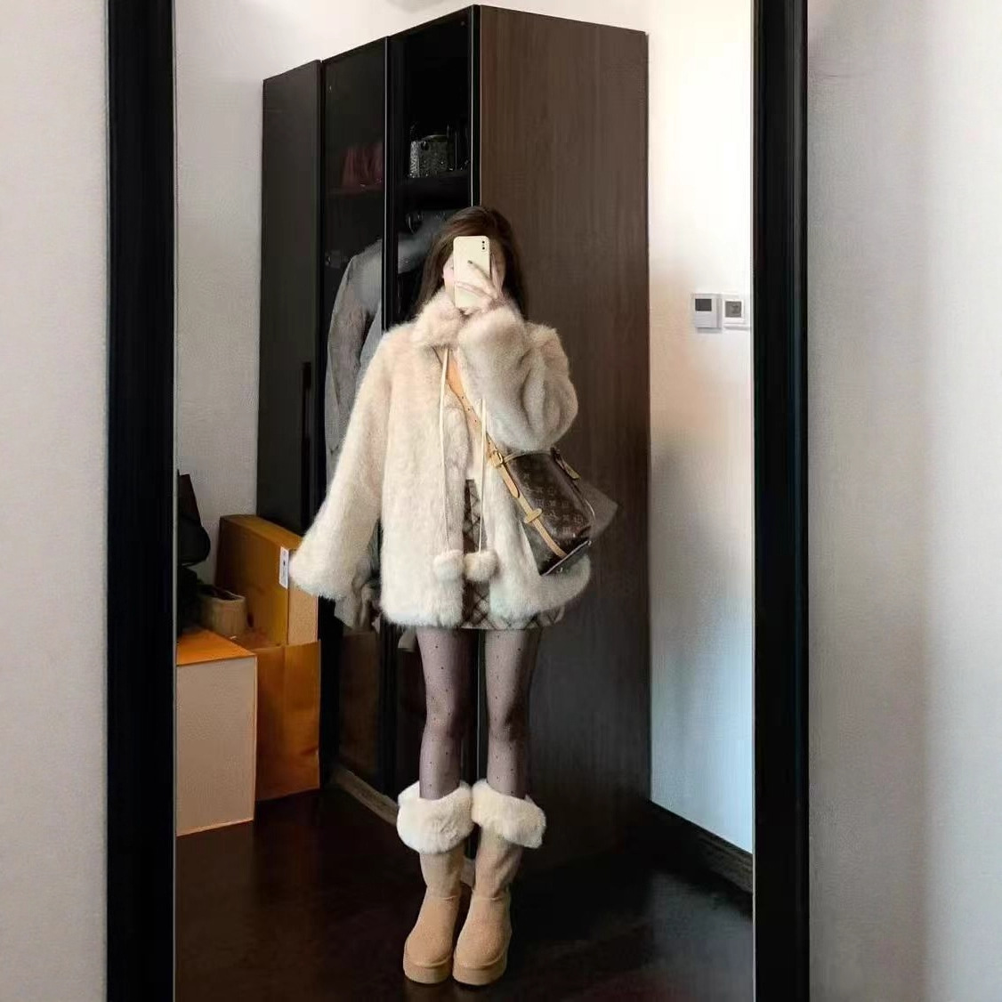 【中古奶霜】球环保狐狸毛染尖可爱年轻款毛毛皮草外套女秋冬