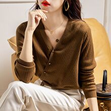 斜扣针织衫下摆抽绳设计上衣女长袖打底秋冬百搭新款洋气V领毛衣