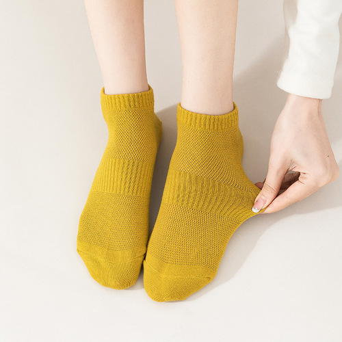 Socks for Girls, Summer Thin Socks with Mesh Breathable Plain Cotton Socks, Crew Socks for Women, Thin Sports Low-Cut Socks