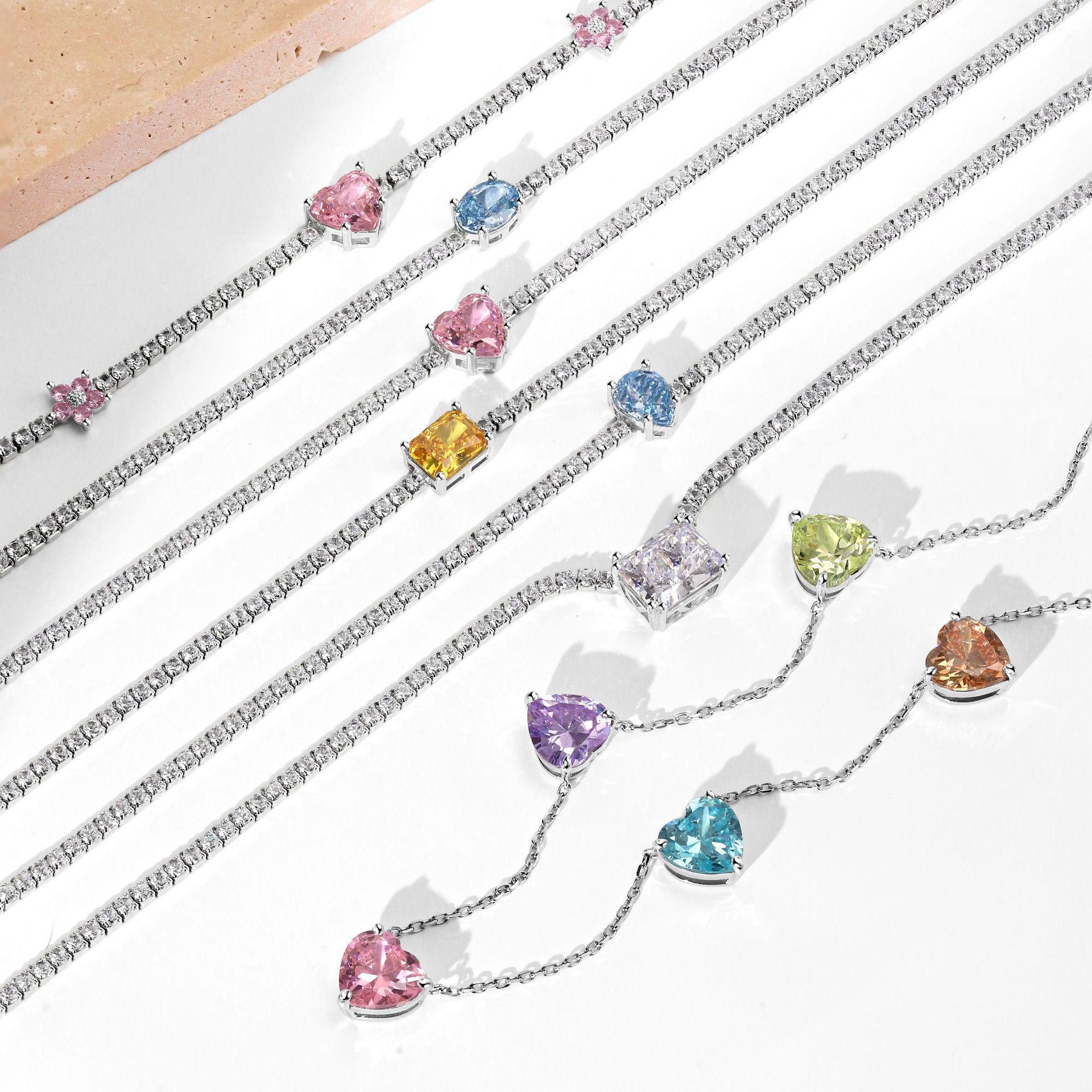 15g Weight Zircon, High Carbon Diamond Inlay Material Necklace Classification 925 sterling silver Chain Material 1 Piece Quantity Holiday, Tea Party Occasion 925 Sterling Silver Material Heart Shape, Rectangle Pattern Women's Gender Inlay Design Simple Style, Shiny Style 925 Sterling Silver Zircon High Carbon Diamond Inlay Heart Shape Rectangle Necklace 无