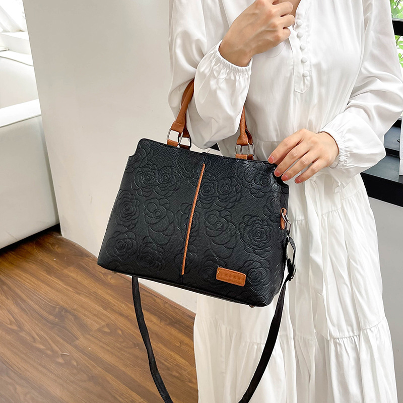 2024 new cross-border handbag, a large-capacity single-shoulder cross-border bestseller with soft leather embossed single-shoulder for women undefined