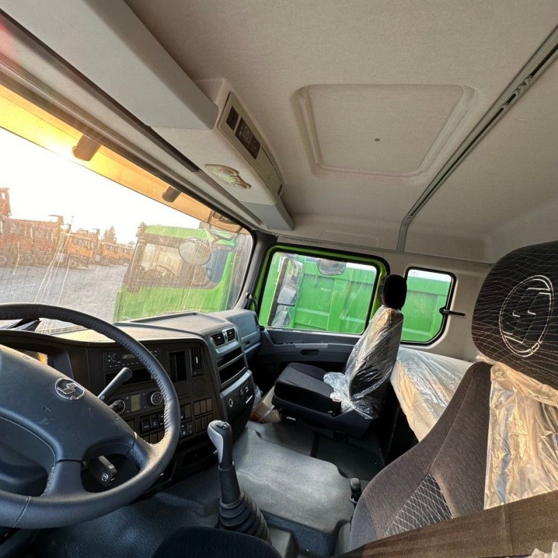 Cross-Border Inventory Vehicles for Sale: Shaanxi Automobile Heavy Truck 6X4 Dump Truck H3000/F3000 Mining Sand and Gravel Transport Dumper