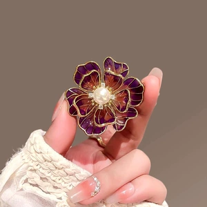 Vintage Enamel Peony Flower Brooch Advanced Sense Niche Pearl Corsage High-end Flower Pin Accessories Clothing Ornaments