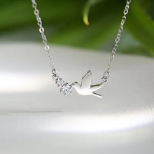 亚马逊热卖S925纯银鸽子项链女镶钻和平鸽小鸟儿吊坠设计感ins风