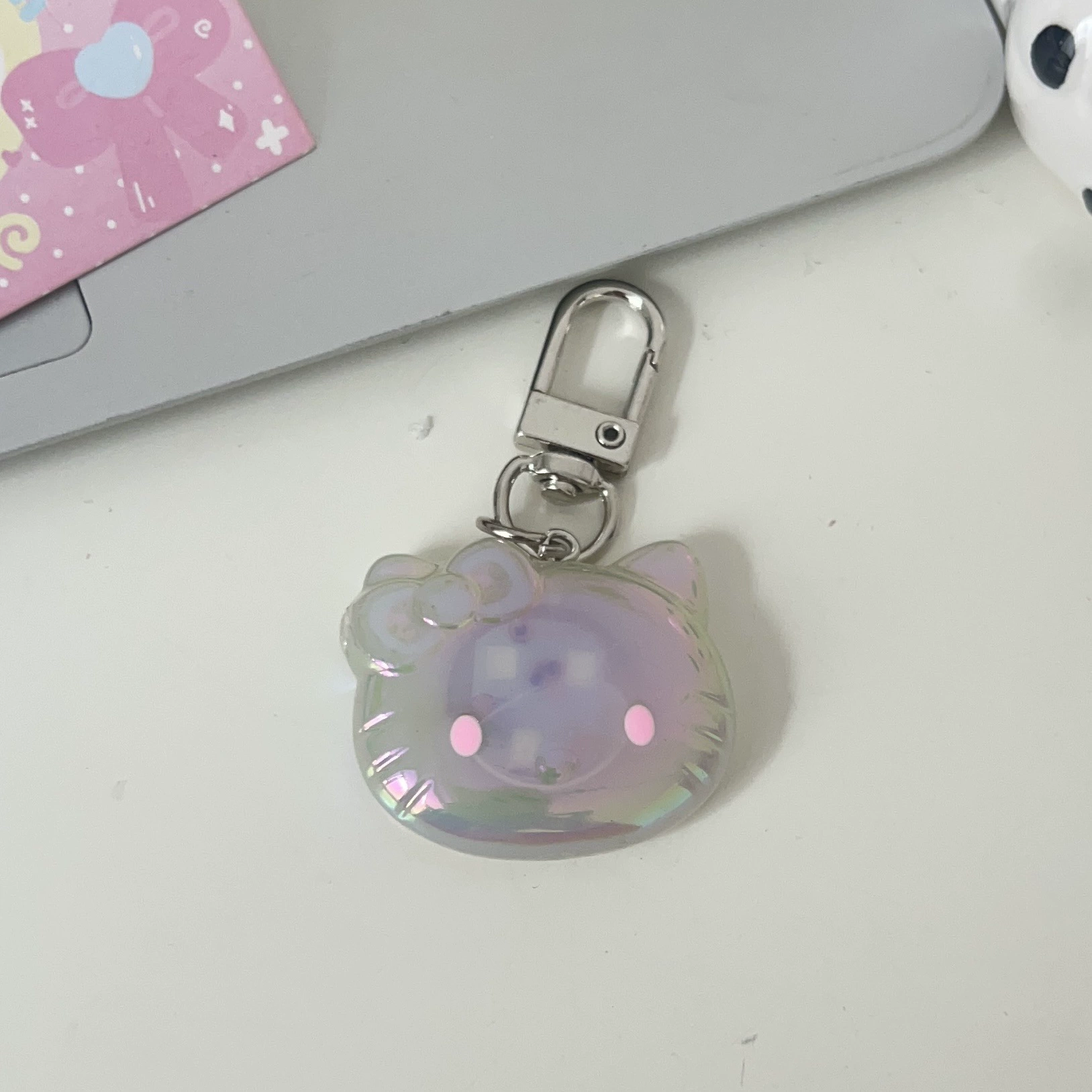 Брелок (Sanrio) мультяшный светящийся кулон, 6 × 4 × 1 см, подарок на день рождения