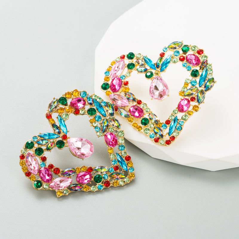 Fashion Heart Shape Alloy Inlay Rhinestones Womenu0027S Ear Studs 1 Pair