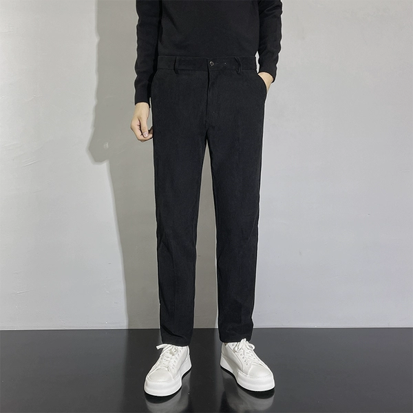 D01 black