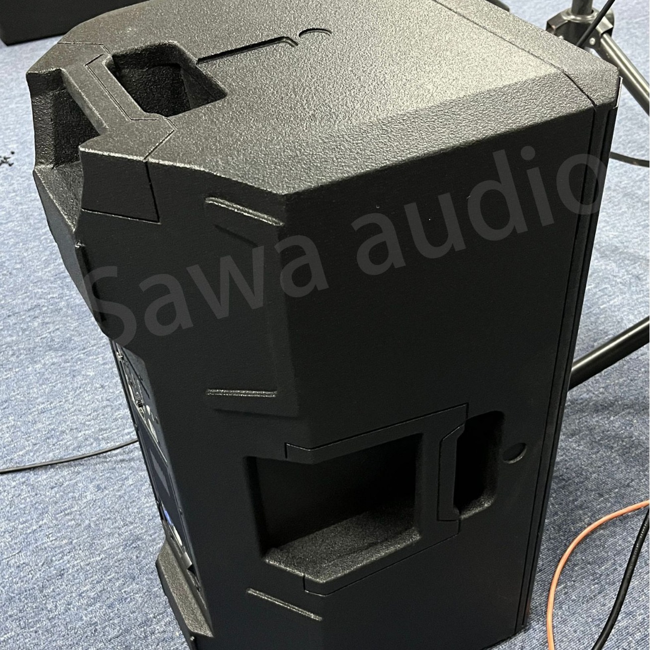 15 pulgadas de sonido de frecuencia completa al aire libre rendimiento profesional de alta potencia sonido profesional escenario sonido de matriz lineal