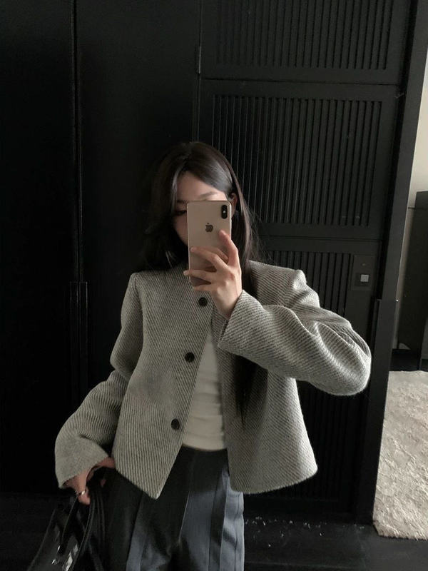 春秋新款复古圆领单排扣上衣女条纹宽松小香风外套女年轻简约时尚|undefined