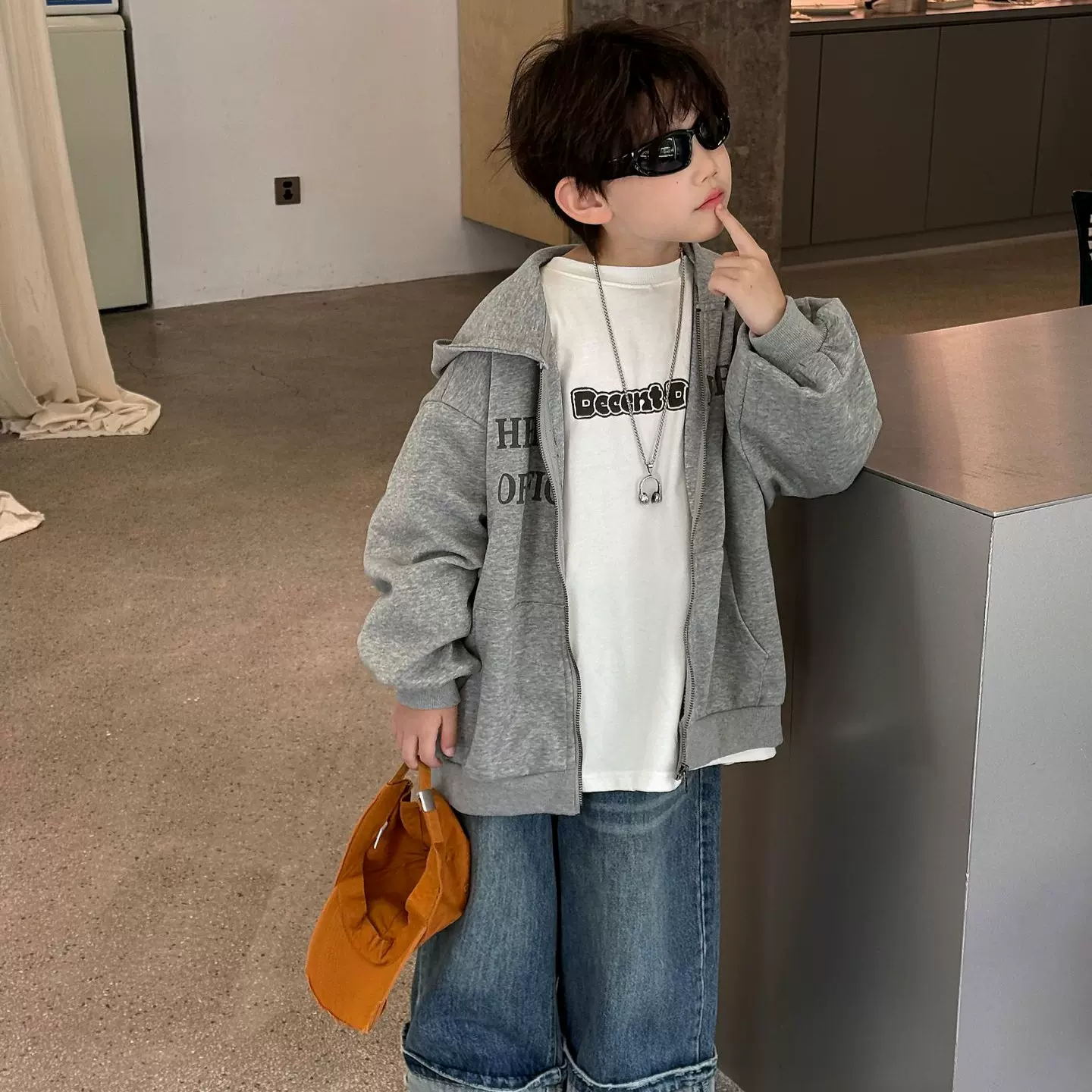 泰如2025秋季新款儿童美式休闲连帽外套男童字母宽松慵懒卫衣开衫