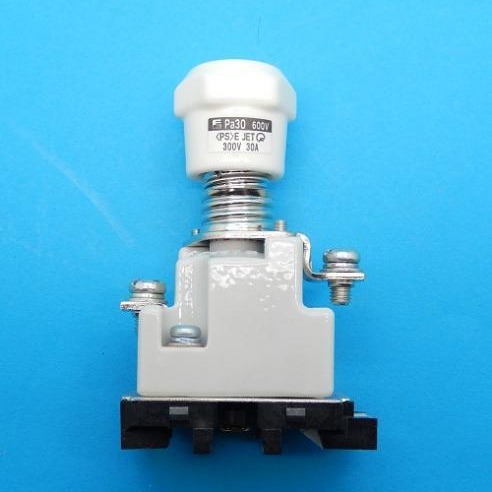 日本FUJI富士电机保险丝AFAC-5 5A 带底座少量现货在库