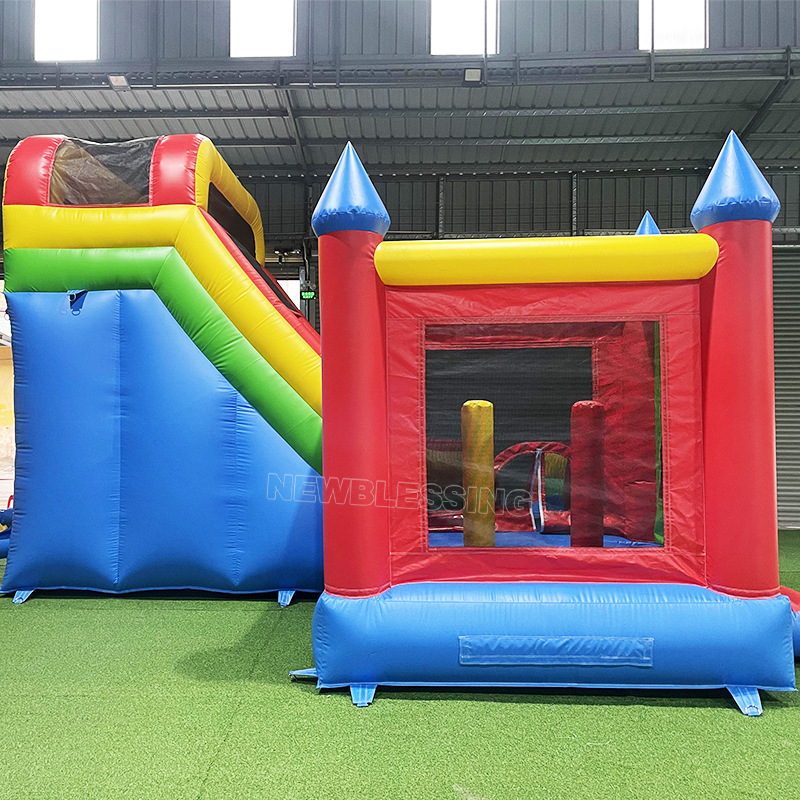 Gran castillo infláble para niños malvado castillo al aire libre deslizante cama de salto combinación centro comercial patio parque equipo de cabina