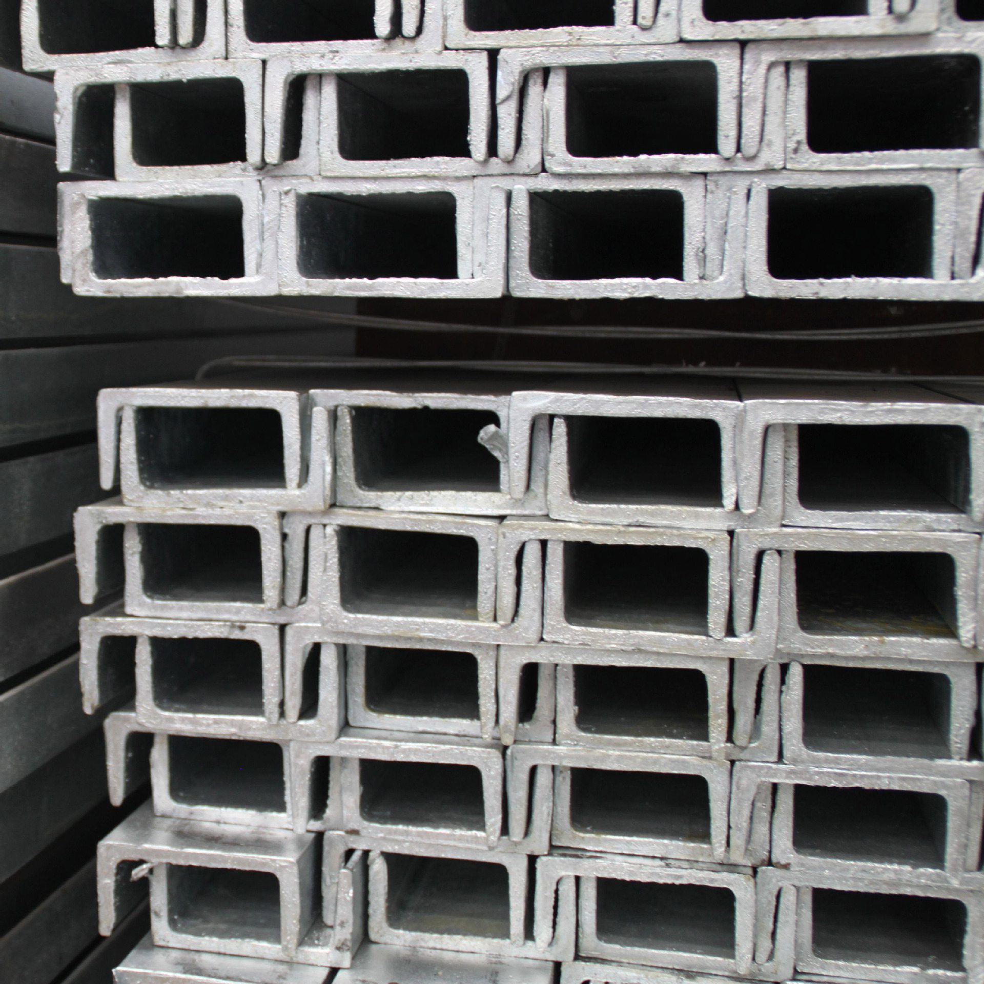 现货q235b冷弯等边热镀锌槽钢 非标热轧槽钢8#10# u型铁槽6-12米