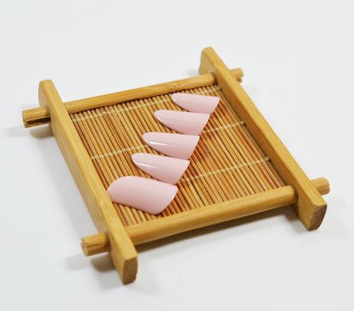 Manufacturer wholesale Liu Yuhong nylon pipa nails new professional playing nylon pipa nails