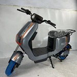 工厂跨境出口批发F6外卖踏板电动车成人两轮电瓶车电动摩托车