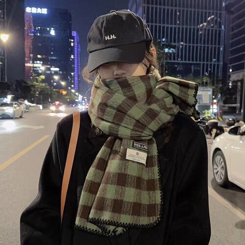 Retro Plaid Scarf 2024 New Women's Winter Thickened Korean Style Student Shawl Dual-Purpose Warm Scarf Green