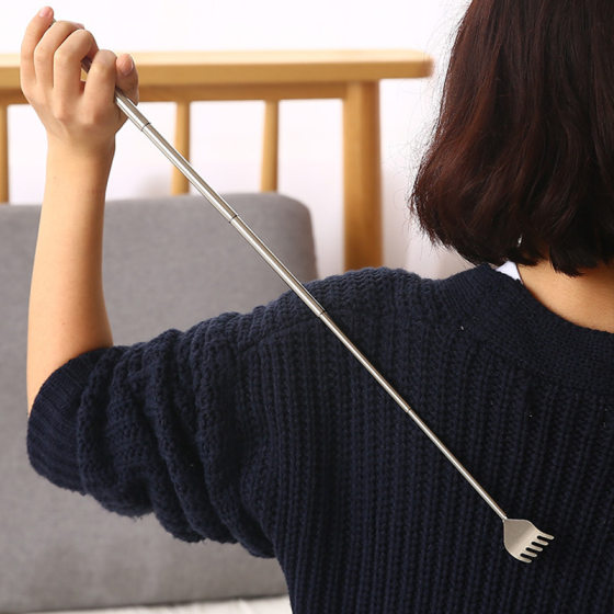 Stainless steel pen-type retractable tickle and scratch, don't ask for old people to scratch and scratch back rake scratcher