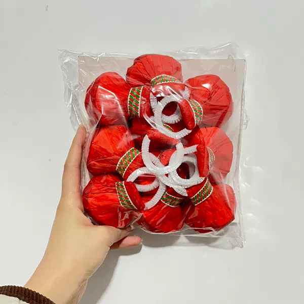20 hand-torn ribbons (10 red shells)