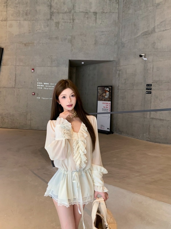 女士气质上衣秋装新款法式宫廷风甜美收腰雪纺衬衣长袖荷叶边衬衫|undefined