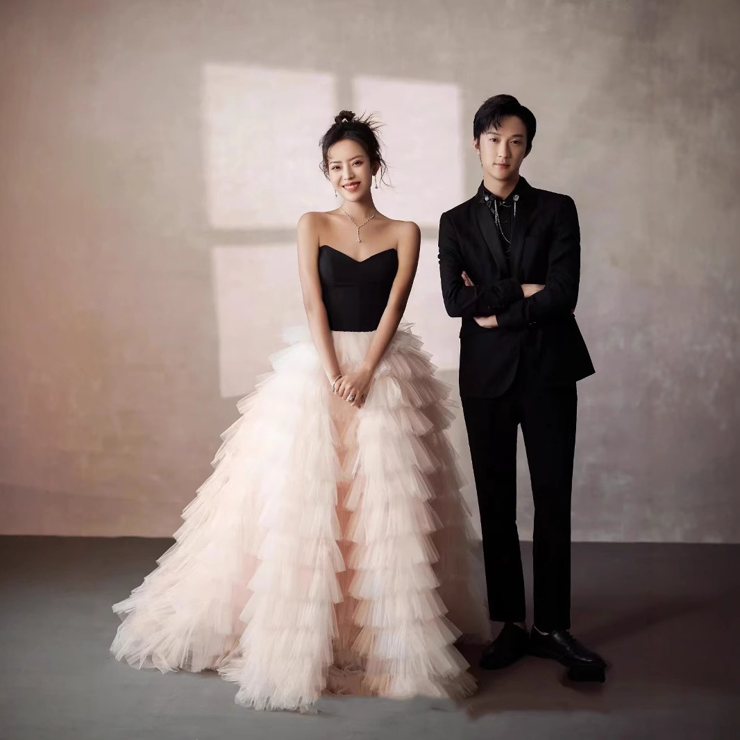 High-End Light Wedding Dress, New Style Dress, Studio Theme Clothing, Korean Style Photo Shoot, Travel Photography, French Retro Cake Dress