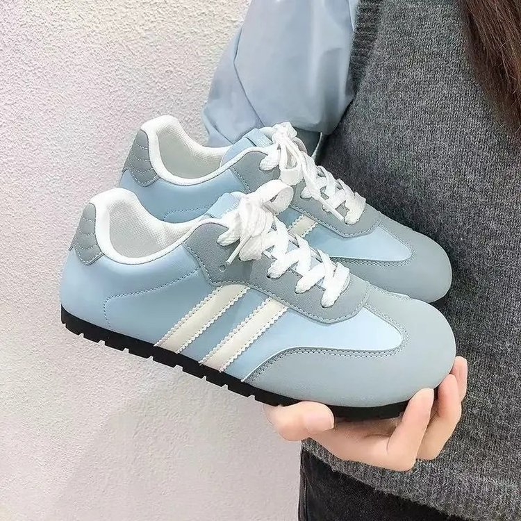 Zapatos de carreras deportivos versátiles super caliente retro moda zapatos casuales de mujer 2026 estudiantes primavera y verano zapatos de entrenamiento de deporte image 5
