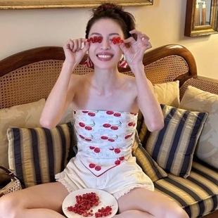 ����ͬ����Ҵ󷽽�Ů������ö๦�ܽz��Ĩ�غ�߅�ȼ����Q����