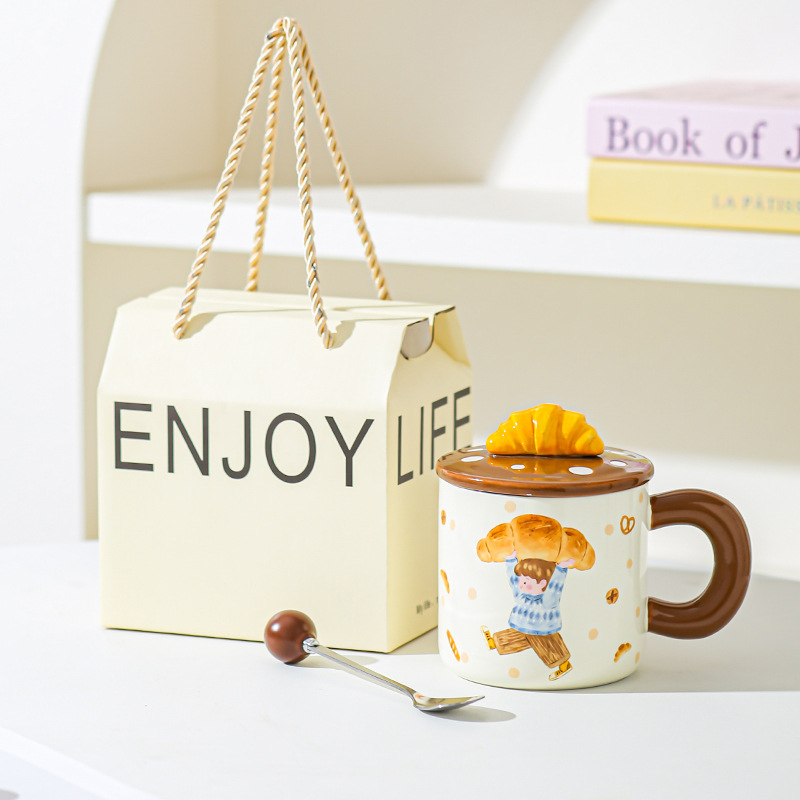 Pan de postre para niños y niñas tazas de cerámica tazas de pareja tazas de agua con tazas lindas cubiertas esmaltadas para dar chicas