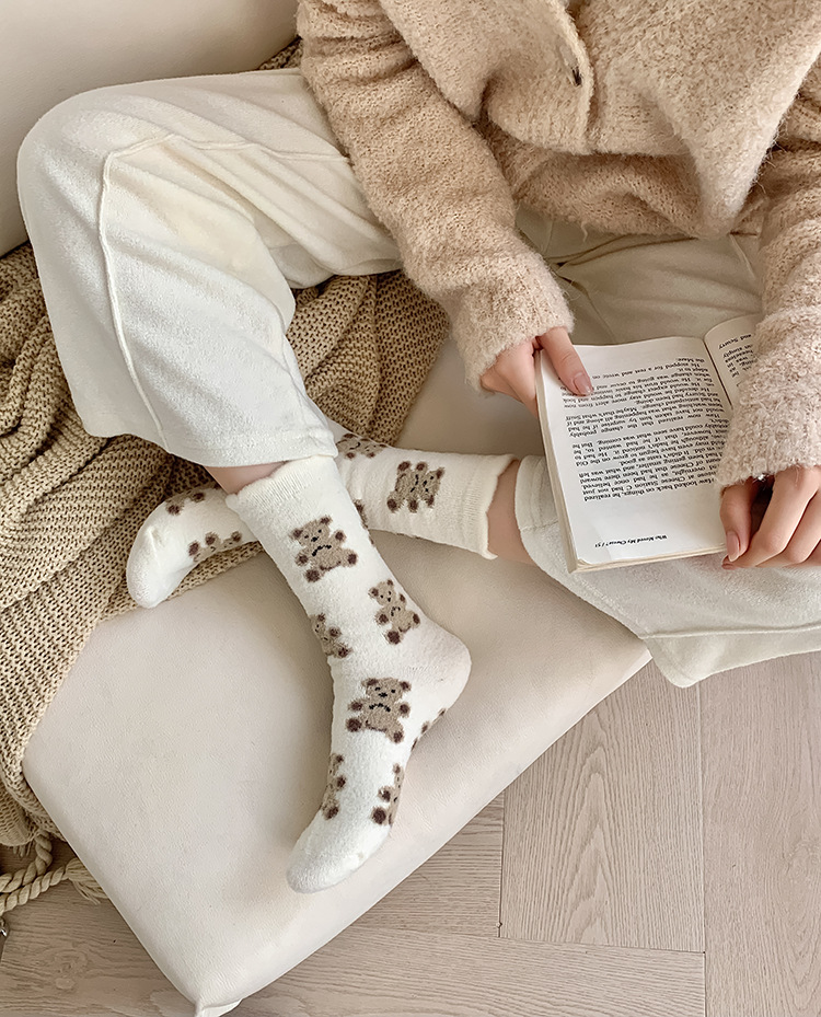 Autumn&Winter Season Cute Sweet Women's Bear Polyester Ankle Socks A Pair