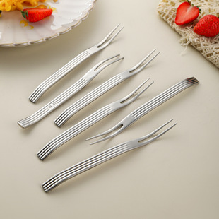 �ٱ�304���P�ˮ�����p�ݼ�����Ʒ���Ӹ߼��о��µ����c��ˮ����