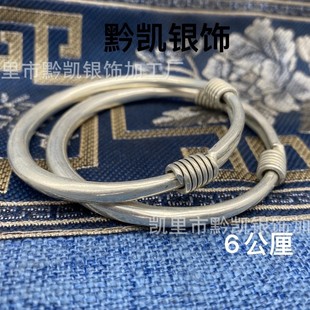 �ٔ�������ɫ�������C���y��ˇƷ���{��