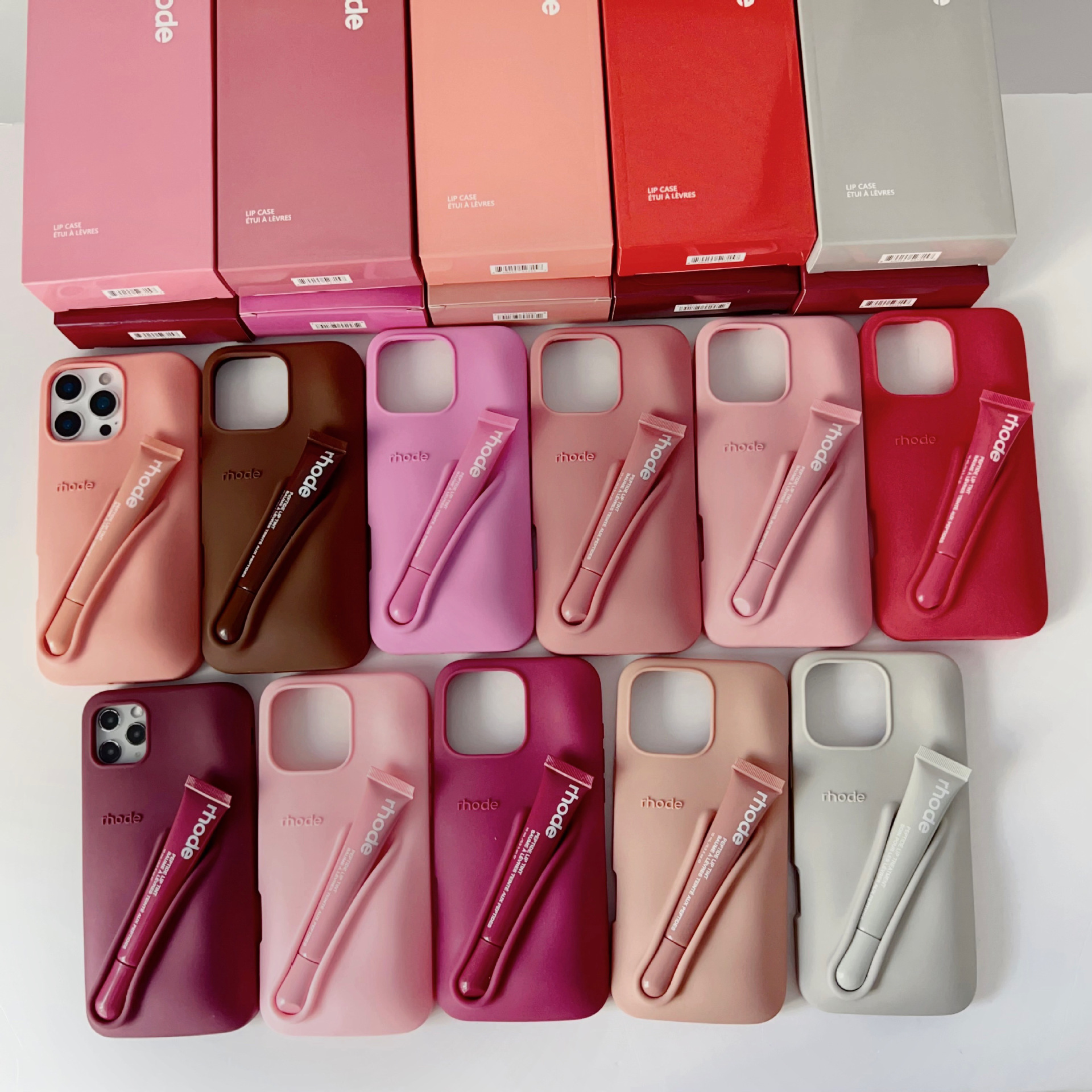 Silicone Phone Case For Iphone 16 Pro Hailey Style Gloss Design_voghion.com