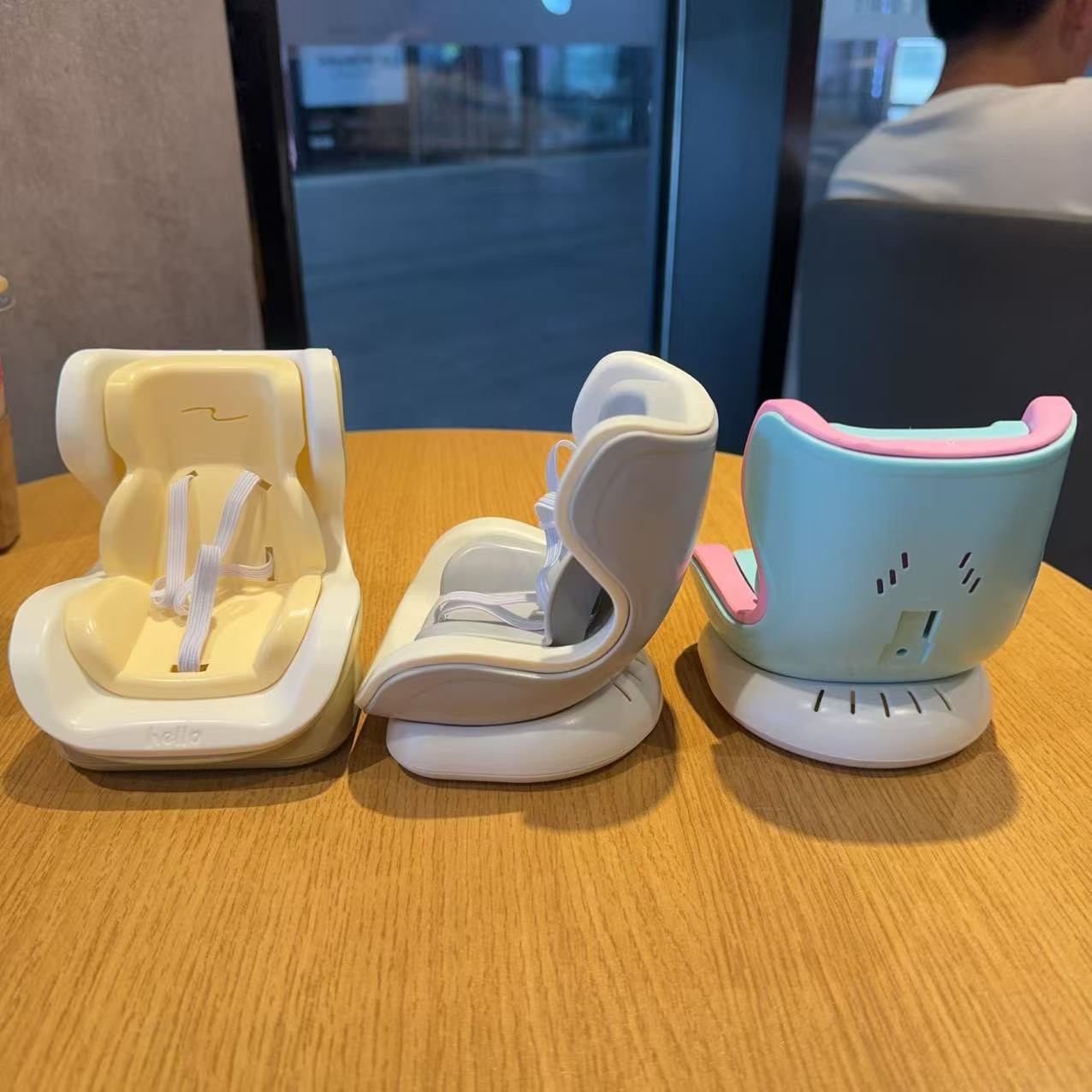 Labubu Adapts to Safety Seats, Aromatherapy Air-Conditioning Outlets, Cute Car Ornaments, Doll Accessories