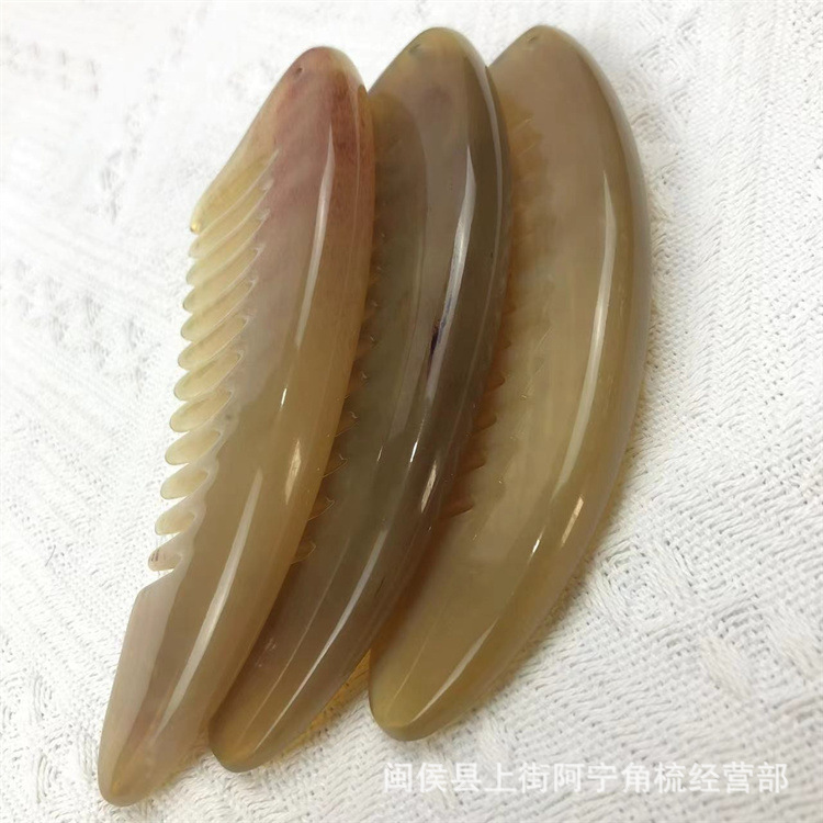 Natural Goat Horn Massage Comb Triangle Gua Sha Scalp Comb for Head and Body Meridian Massage 10-15cm overview